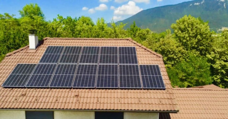 Installation de panneaux solaires photovoltaïque au Pays de Gex et alentours, Valserhône, AXE OHM